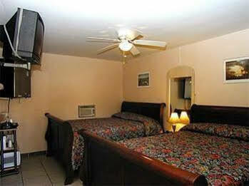 A1 Value Inn Hernando Екстериор снимка